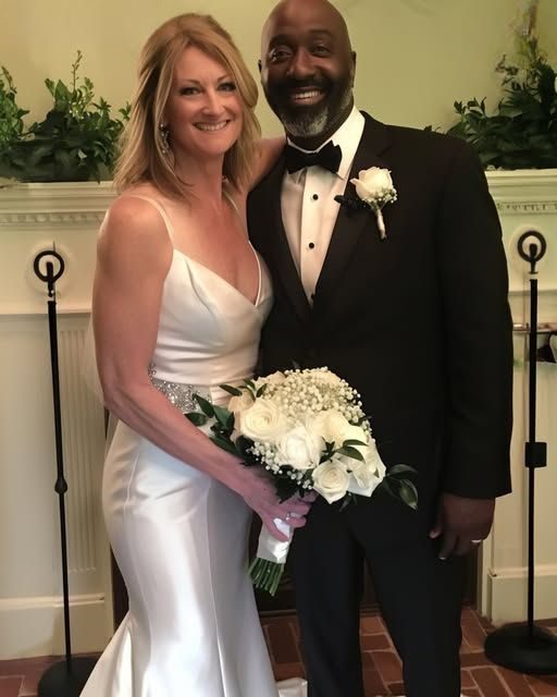 when-my-cousin-was-getting-married-they-sent-out-a-save-the-date-before-the-actual-invites_682616a12726f